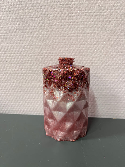 Fertiger Seifenspender rosa